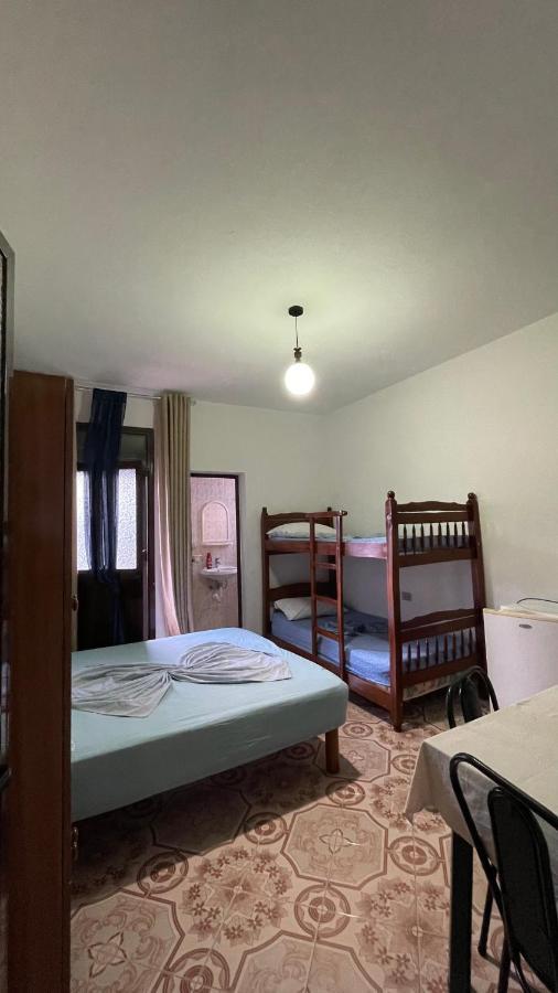 Vila Osmenaj Rent Room Or Apartment Влёра Экстерьер фото