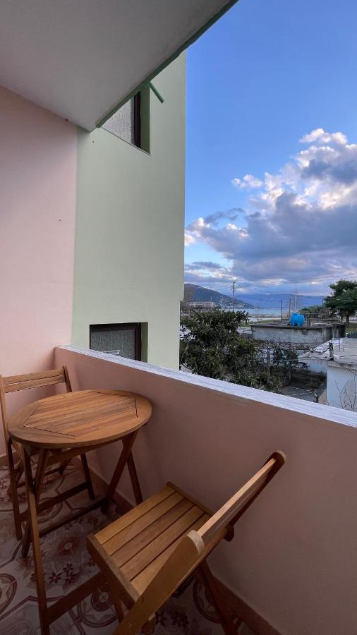 Vila Osmenaj Rent Room Or Apartment Влёра Экстерьер фото